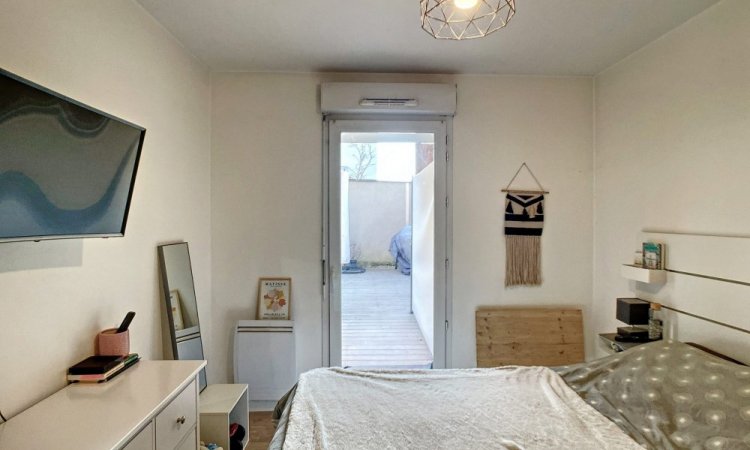 Chambre l'appartement à vendre à Sathonay-Village